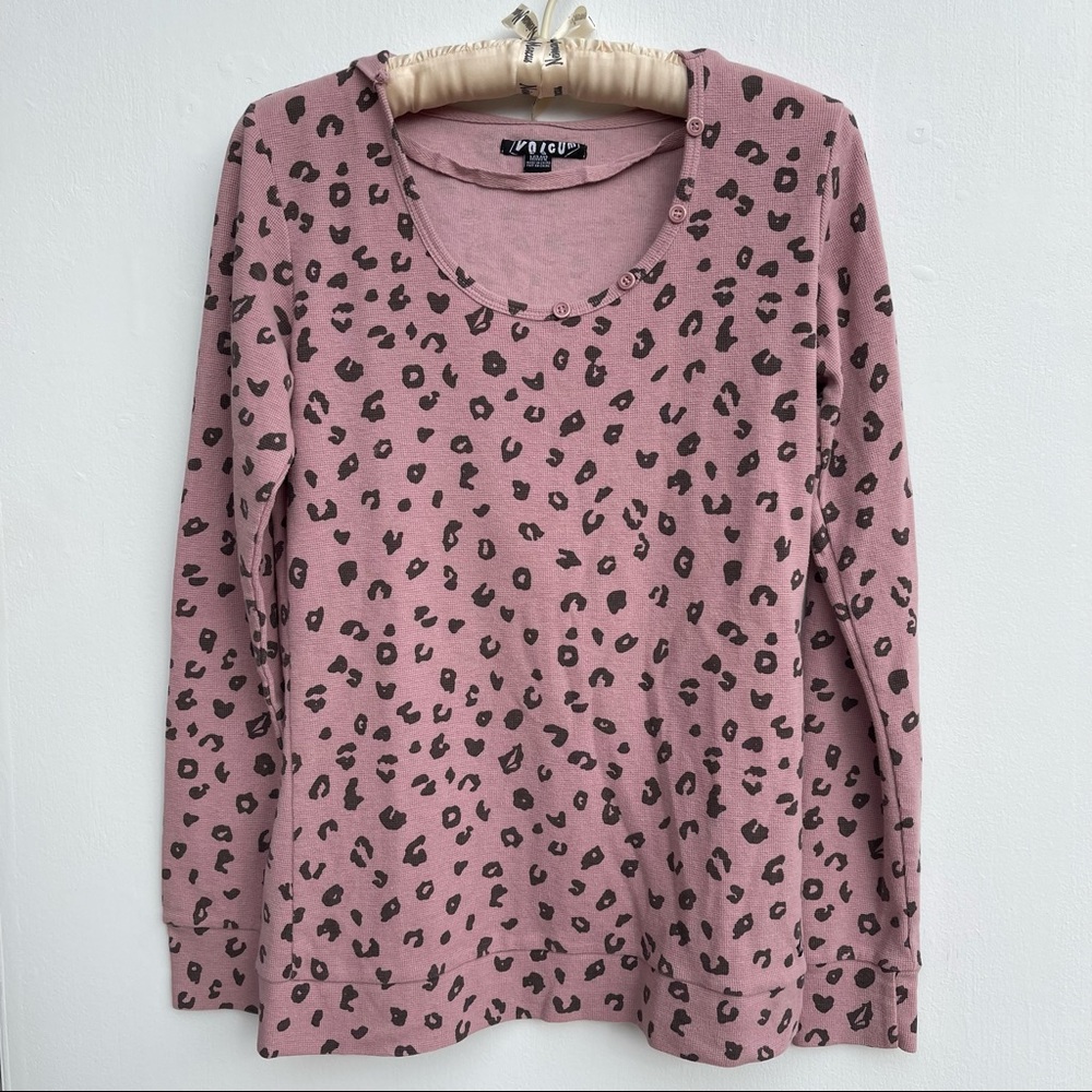 Volcom Long Sleeve Thermal Leopard Print Pink Size M/12